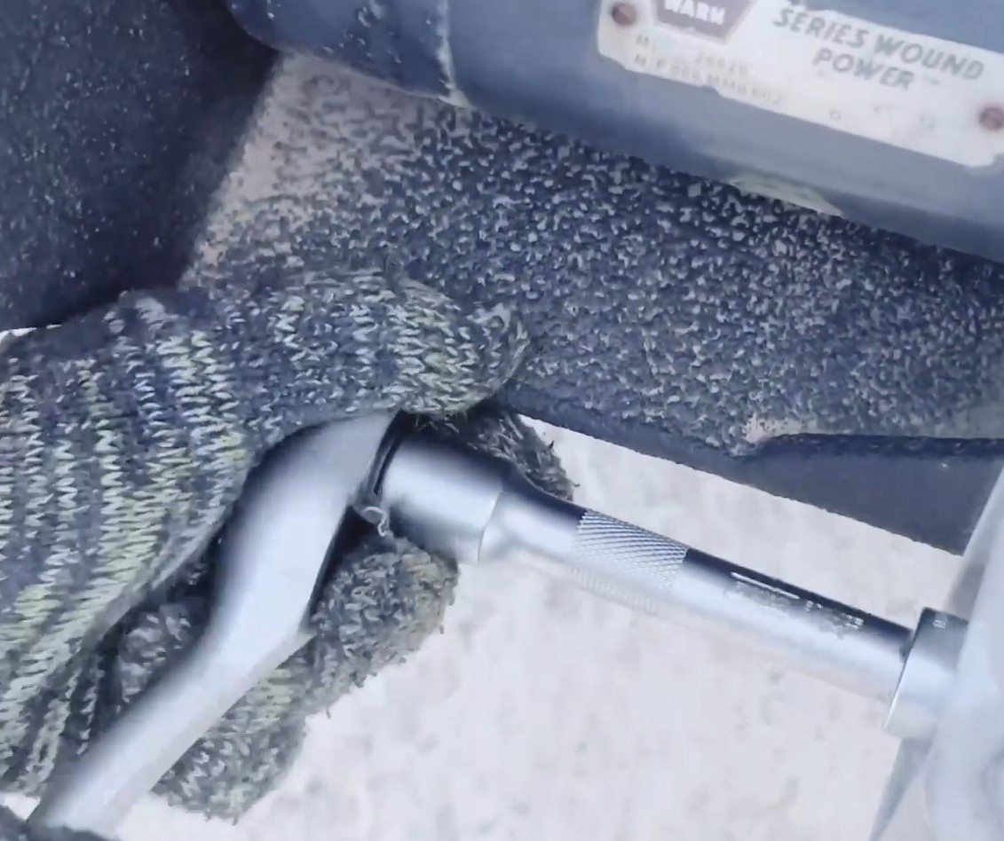 Praktyczna metalowa walizka do przechowywania