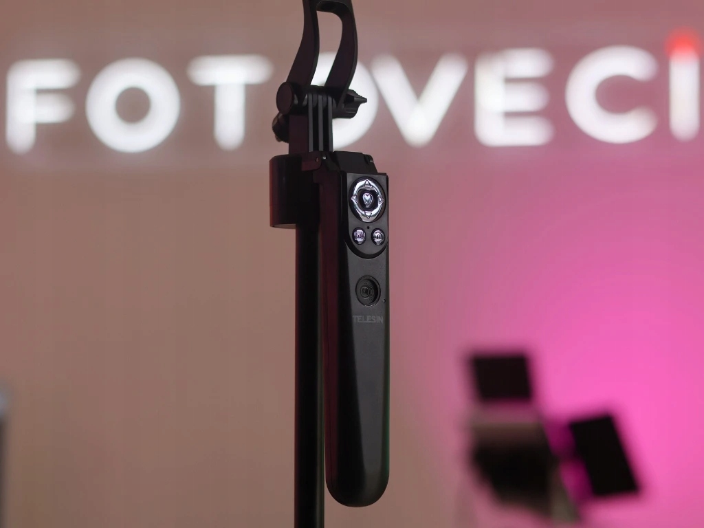 Zasięg działania pilota Bluetooth do 10 metrów