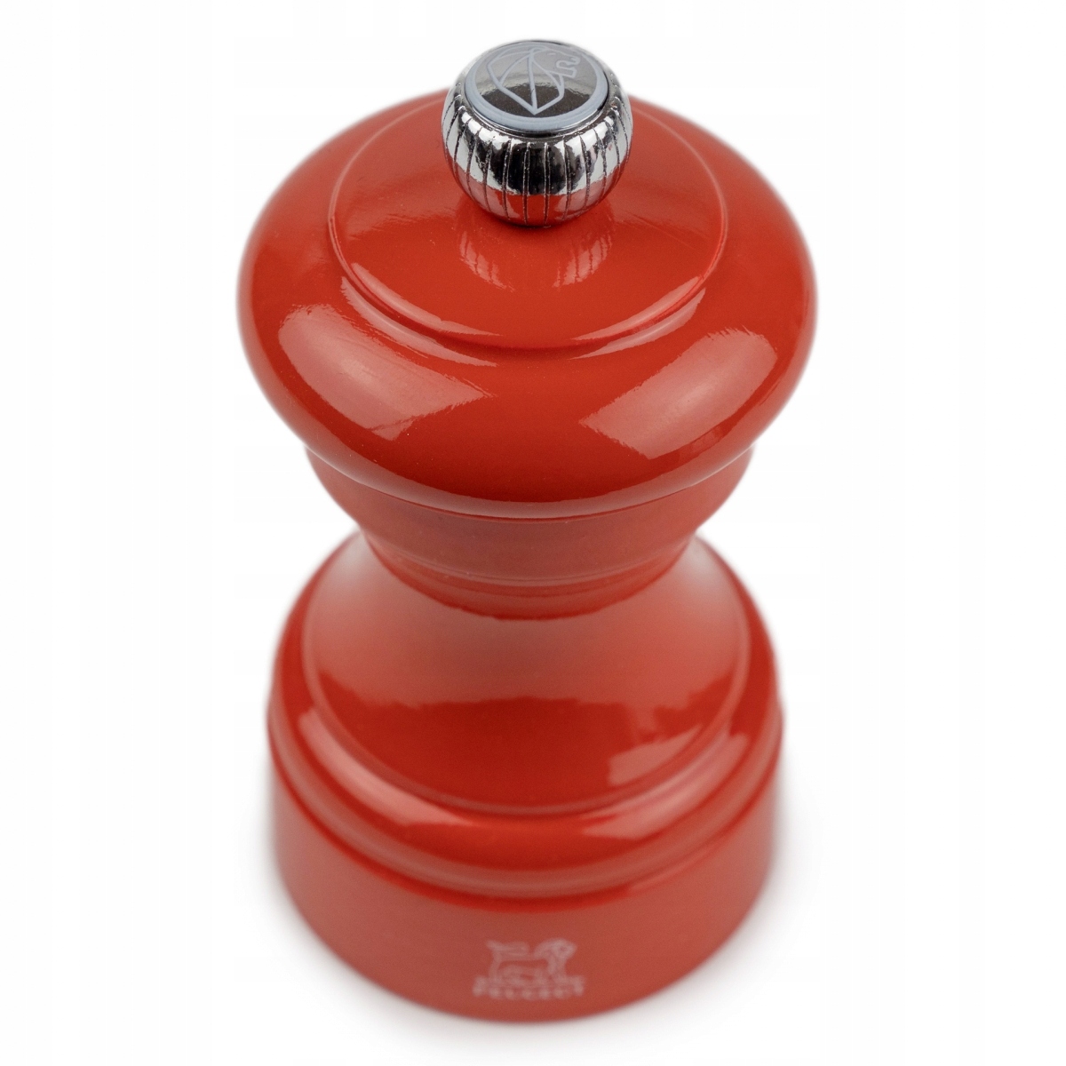 Wysokiej jakości drewno bukowe i lakierowane wykończenie