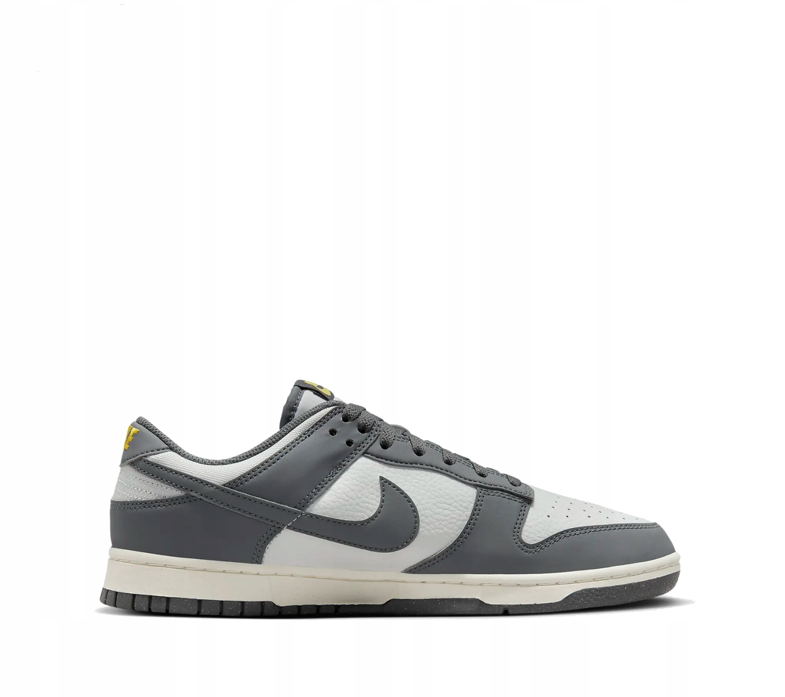Nike Dunk Low Next Nature FZ4621-001 – Klasyka w nowoczesnym wydaniu
