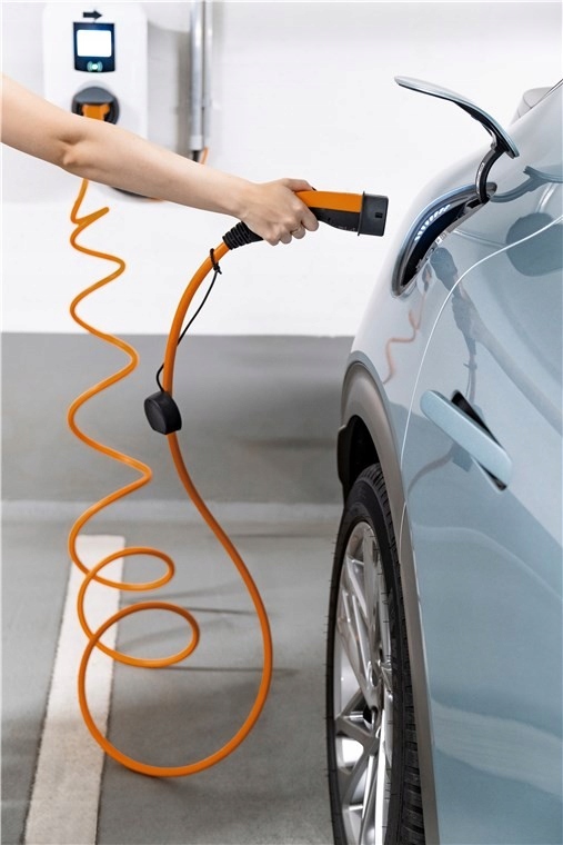 Ergonomiczny uchwyt i posrebrzane styki