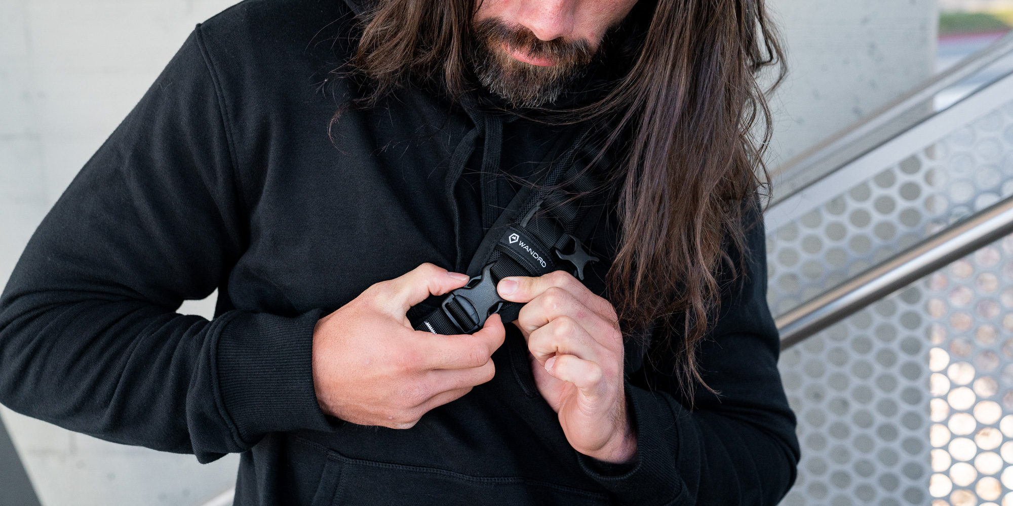 Torba fotograficzna Wandrd Rogue Sling 6 l - granatowa - Idealne dopasowanie