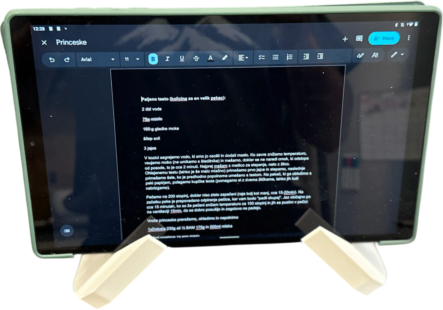 Stojak na książkę i tablet minimalistyczny – Elegancja i funkcjonalność w jednym