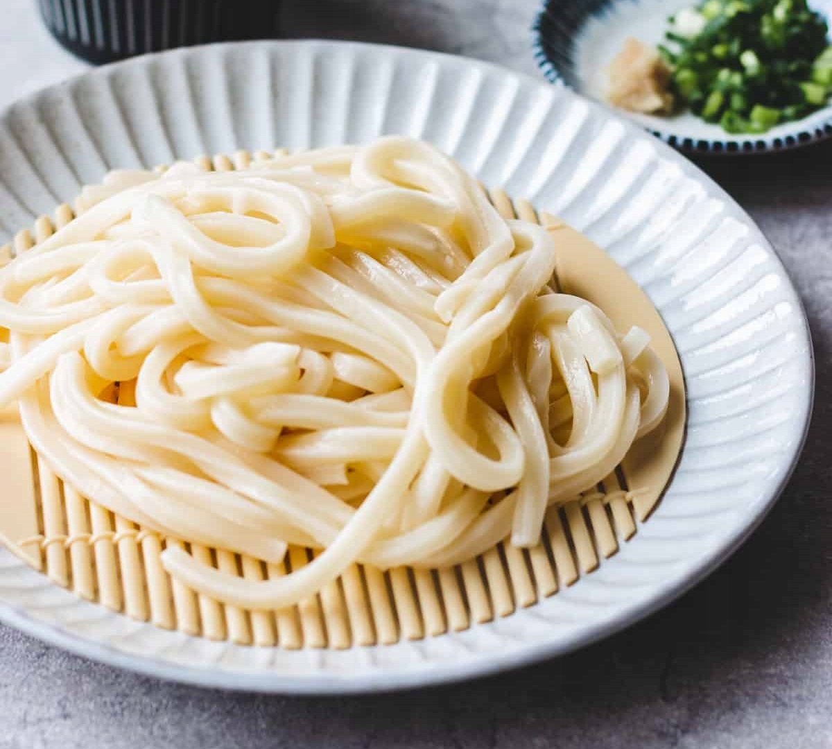 Właściwości i zastosowanie makaronu udon