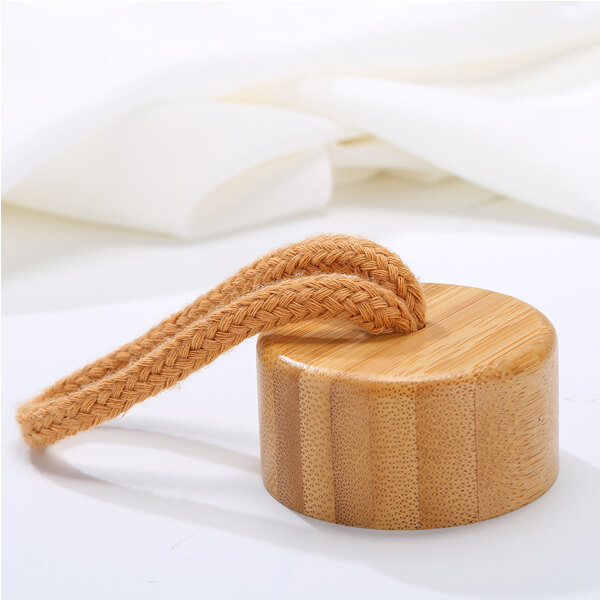 Unikalne_Kosmetyki_yeye_butelka_12.jpg