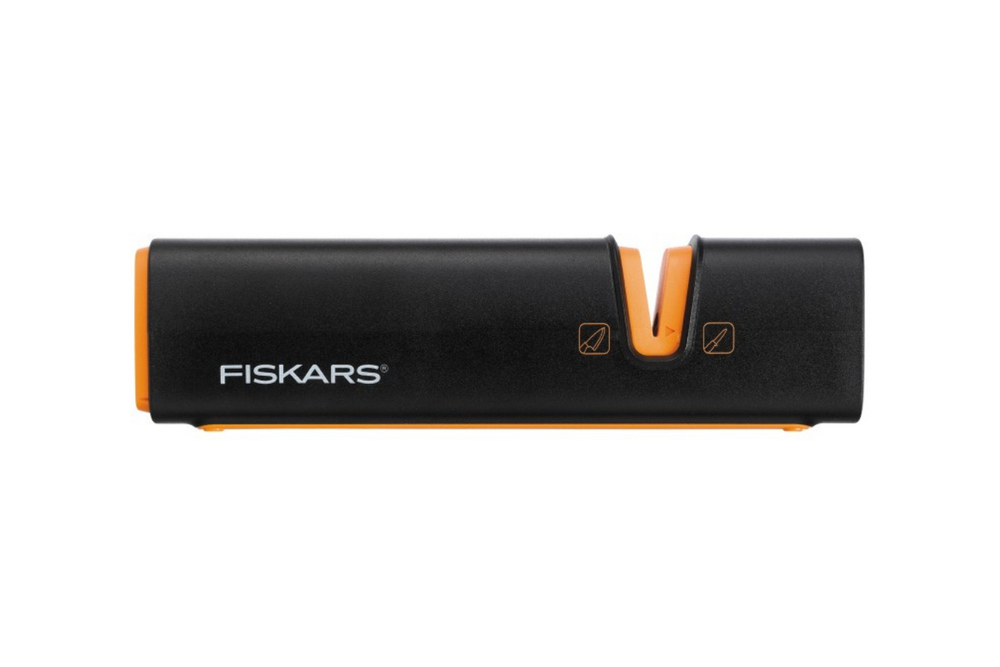 Zestaw: siekiera rozłupująca Fiskars X17 (M) średnia z ostrzałką Xsharp