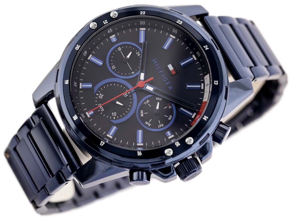 Tommy Hilfiger
