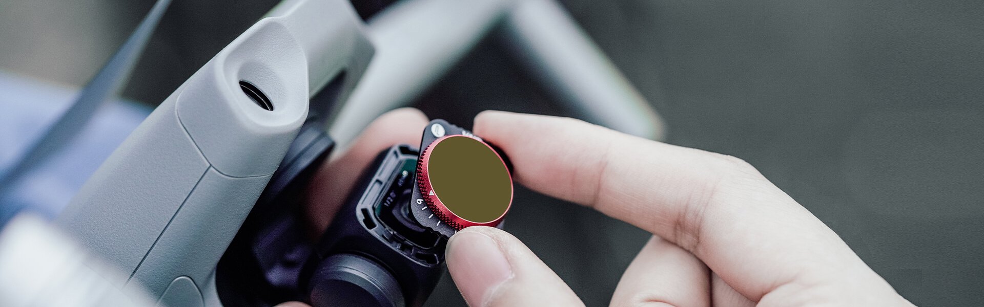 VND_filter_set_up_on_Mavic_Air_2_anti-slip_quick_release_design.jpg