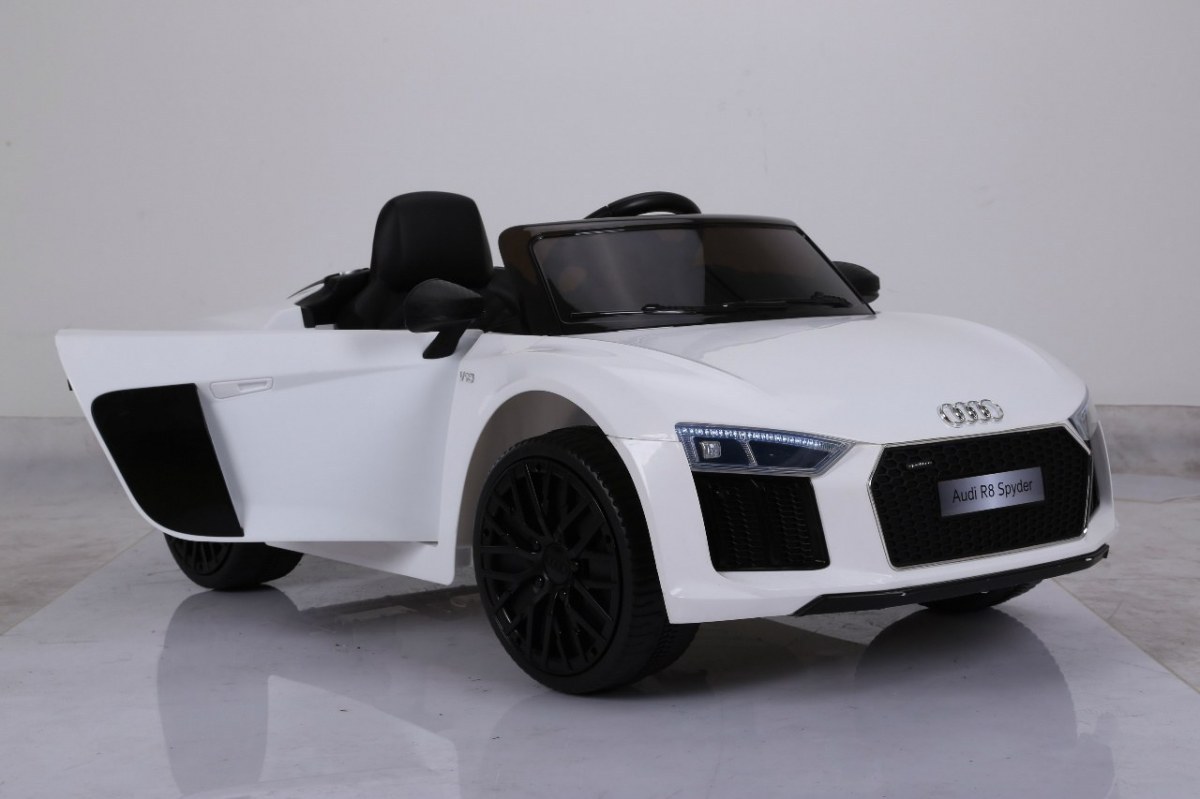 Pojazd-AUDI-R8-Spyder-RS-EVA-2-4G-Bialy_[14819]_1200.jpg (1200×799)