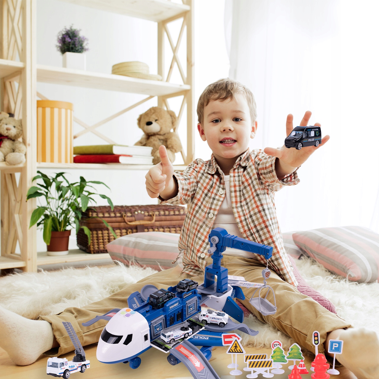 DUŻY SAMOLOT POLICJA ROZKŁADANY PARKING POJAZDY Kolor dominujący odcienie niebieskiego