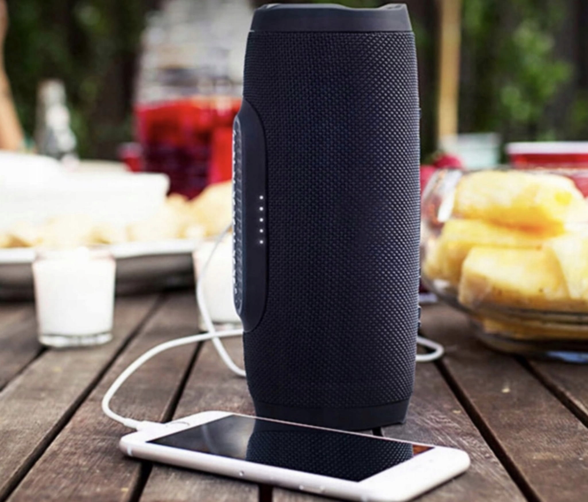 GŁOŚNIK BEZPRZEWODOWY BLUETOOTH BOOMBOX PRZENOŚNY Marka ChargE3