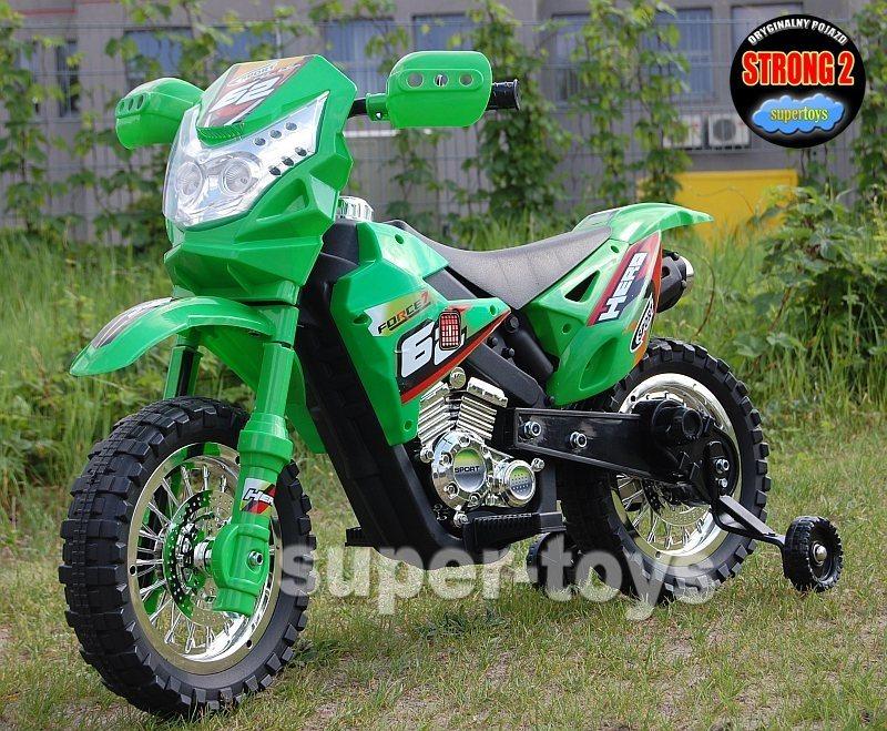 イエローサイコロ EPbj8GrUEAAXnaY.jpg