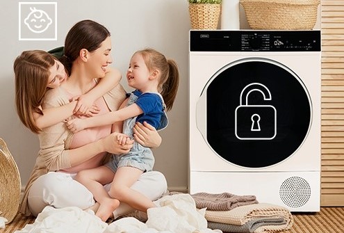 Pralka Kernau KFWM 9643 I Steam blokada rodzicielska, mama z dziećmi przy pralce