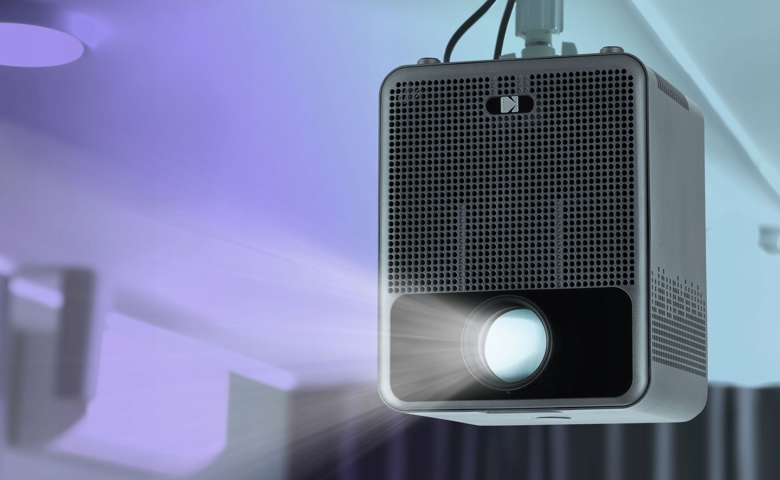 kodak-flik-hd10-projektor-rzutnik-led-1080p-android-tv-wi-fi-bluetooth-chromecast-200-ansi-150-pilot_o8457_7.jpg