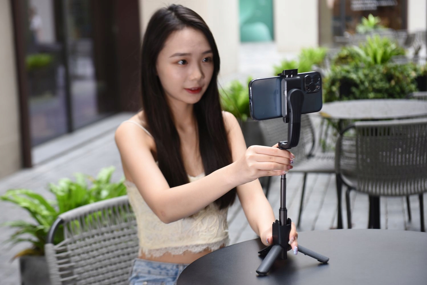 gimbal-3in1-do-telefonu-smartfona-hohem-isteady-q-bialy_o6754_14.jpg