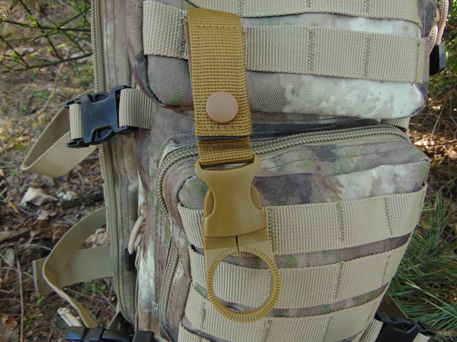 uchwyt-na-butelke-molle-mfh-4.jpg