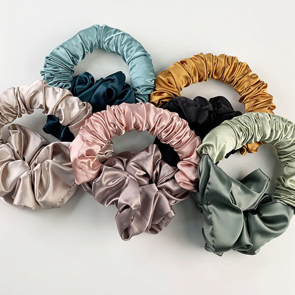 Unikalne_Kosmetyki_yeye_papiloty_scrunchie_5.jpg
