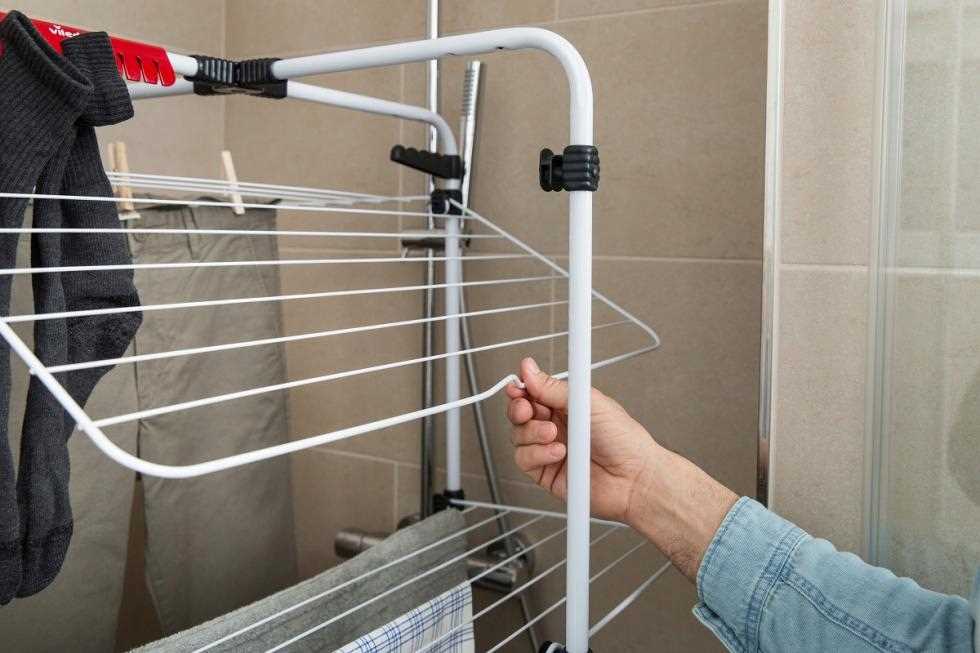 Funkcjonalność i oszczędność miejsca w suszarce Vileda Mixer 4