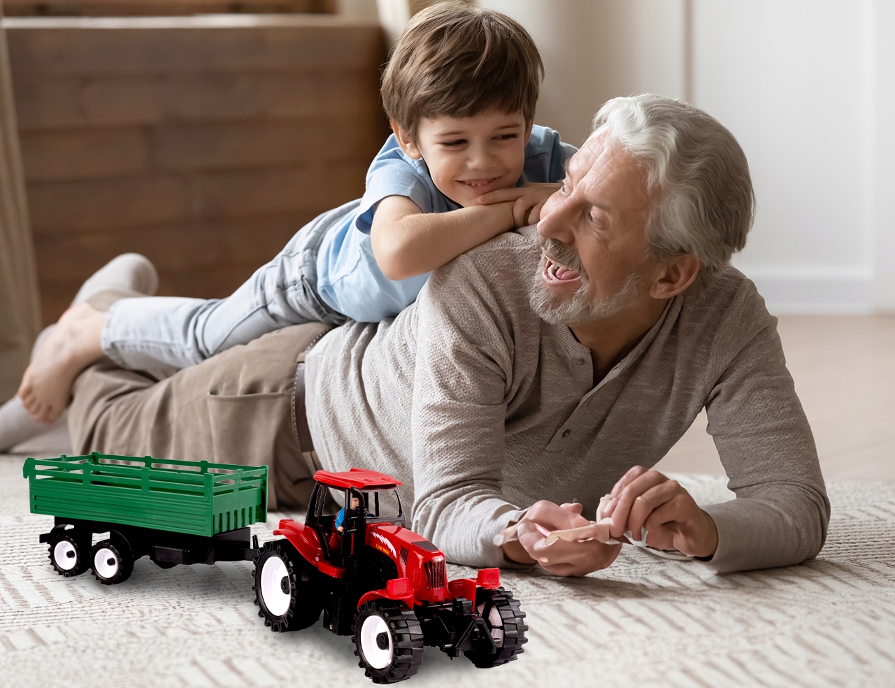 TRAKTOR ZABAWKA Z ODCZEPIANĄ PRZYCZEPĄ + FIGURKA FAMERA W TRAKTORZE Wysokość produktu 12.5 cm