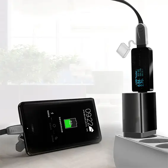 4_14142_ladowarka_sieciowa_Alogy_szybka_3x_USB_A_Quick_Charge_QC_3_0.webp
