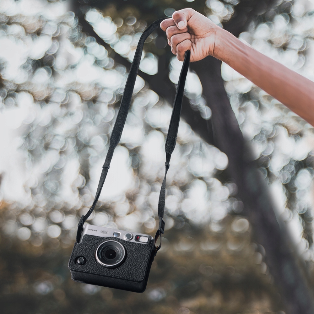futeral-etui-pokrowiec-do-fujifilm-instax-mini-evo-czarny_o7118_7.jpg