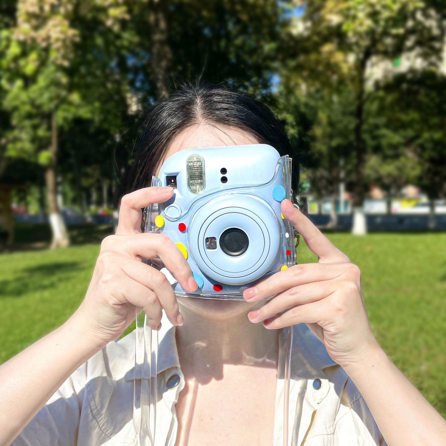 futeral-etui-pokrowiec-do-fujifilm-instax-mini-12-kolorowe-kropki_o7892_8.jpg