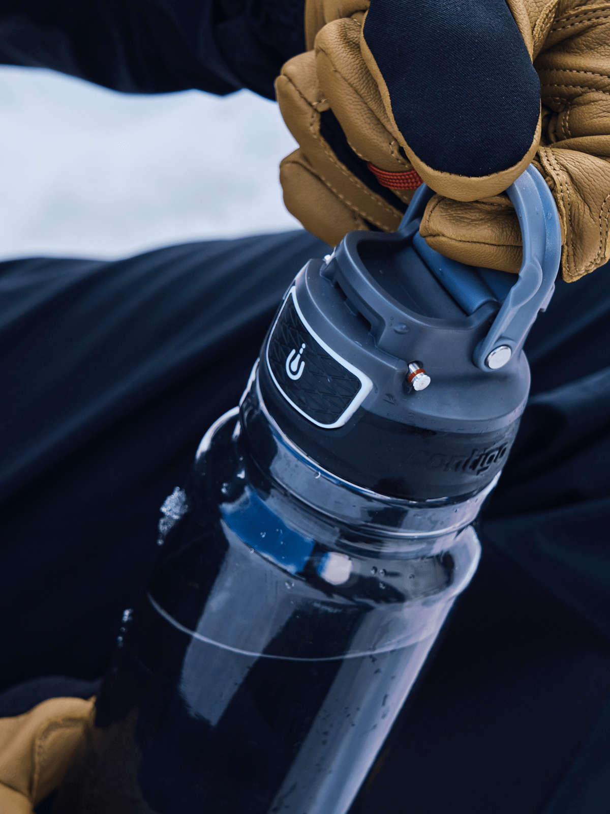 2155963_Free_Flow_Black__Carry_handdle-min.png