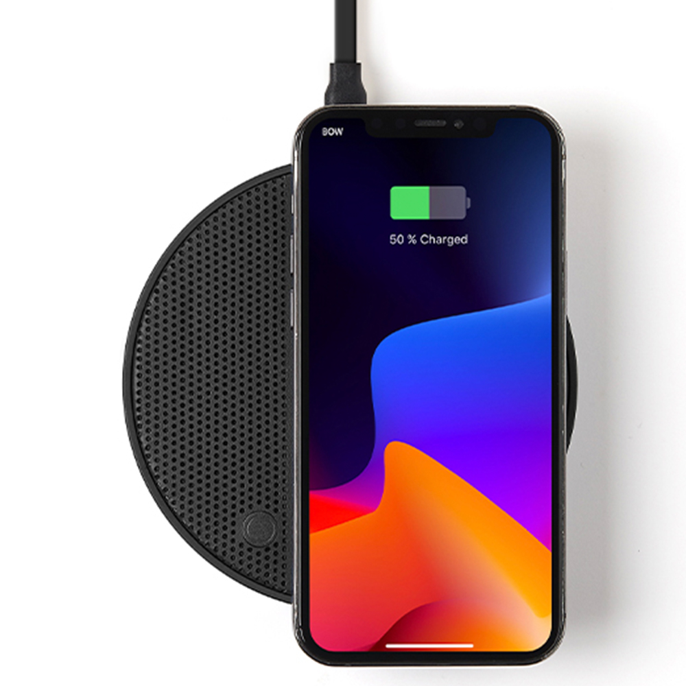 Kompatybilność z urządzeniami Qi – Łatwe ładowanie bez kabli