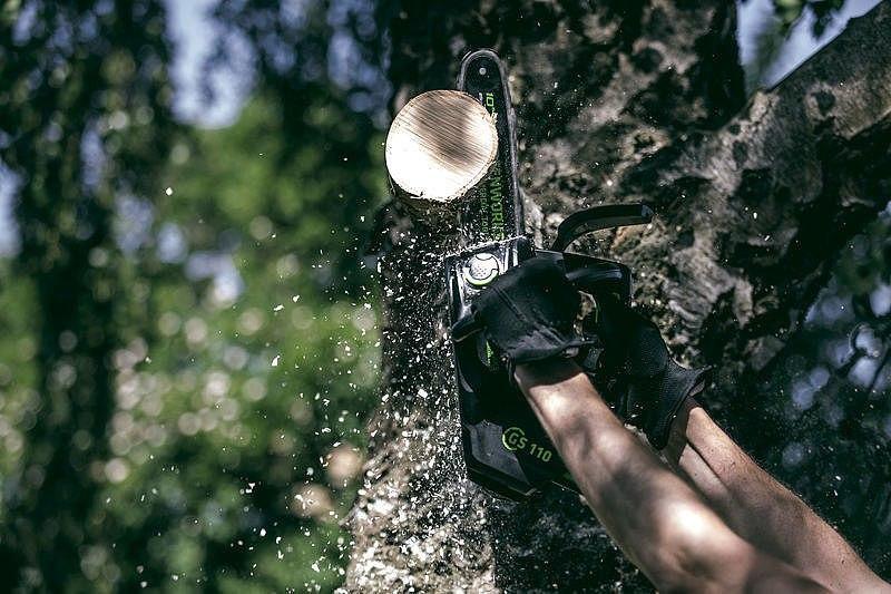 фото Акумуляторна пила GreenWorks GD40TCS