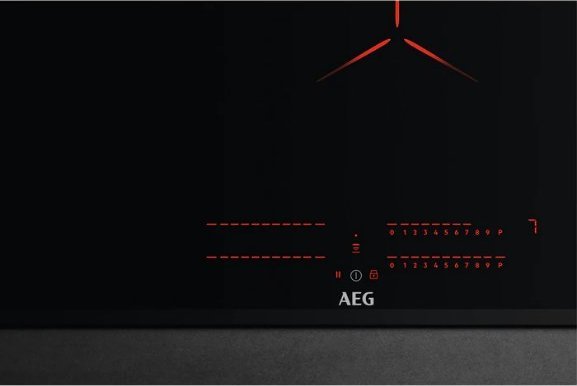 фото Індукційна варильна поверхня AEG IPE84531FB