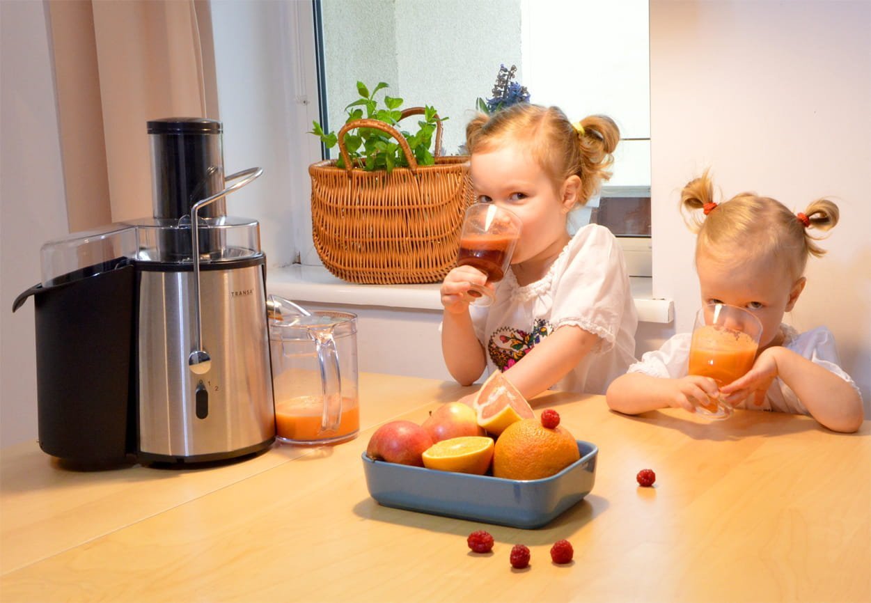 фото Соковитискач центробіжний Transa Electronics ST-15