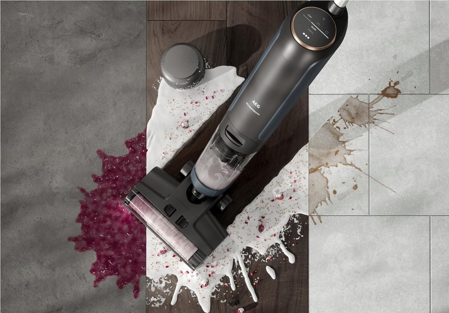 фото Вертикальний пилосос AEG AW81U3DBT