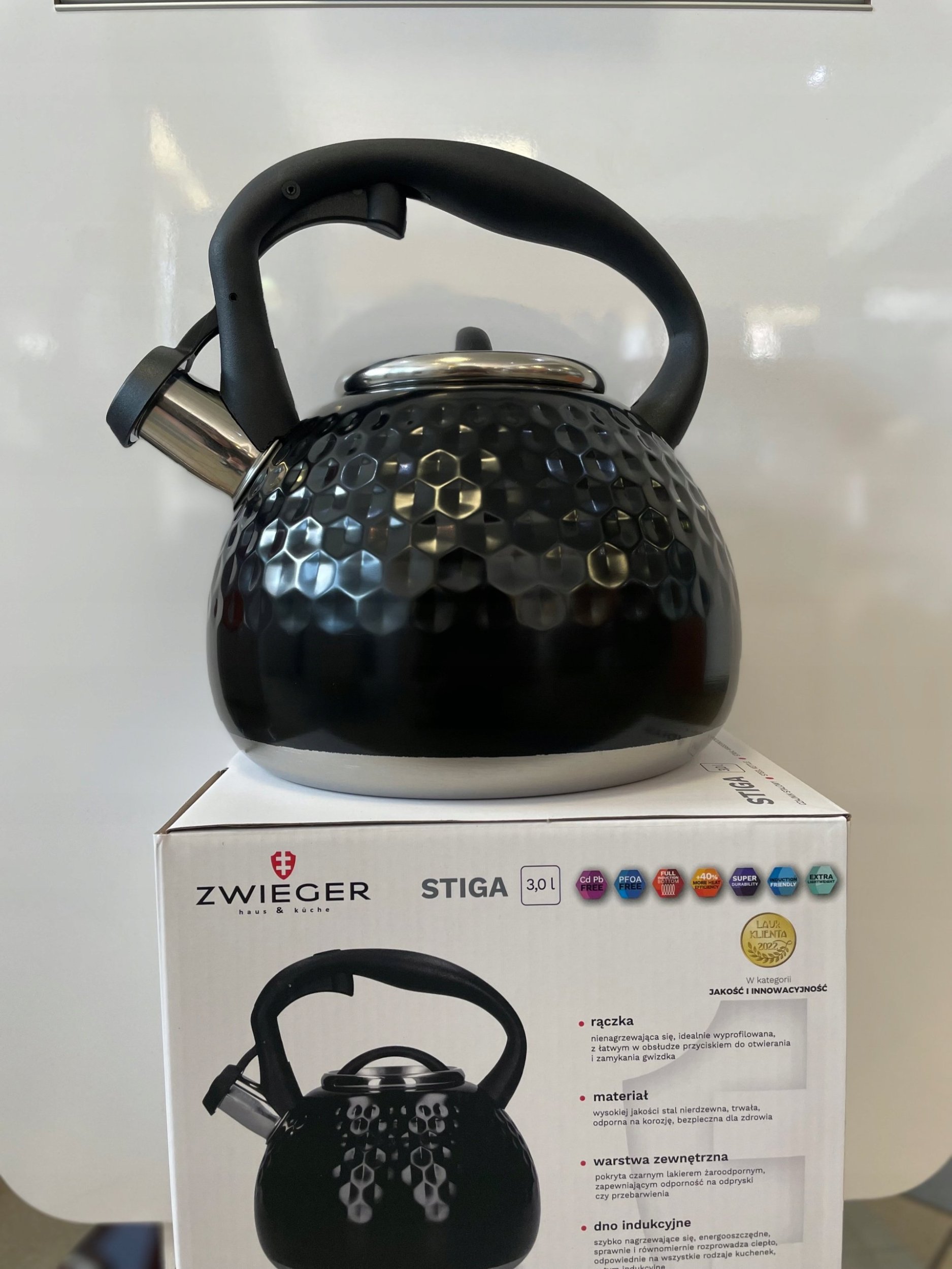 фото Чайник Zwieger Stiga Black