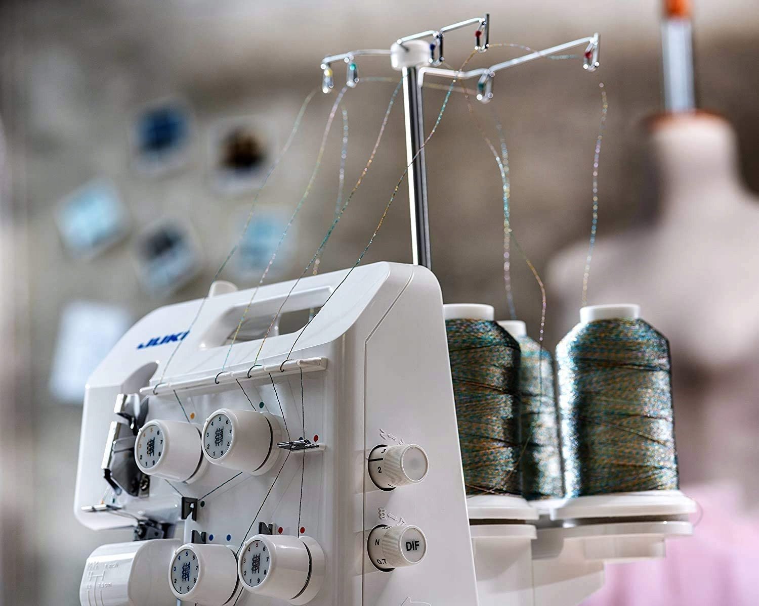 фото Оверлок Juki MO-654DEN/CE6