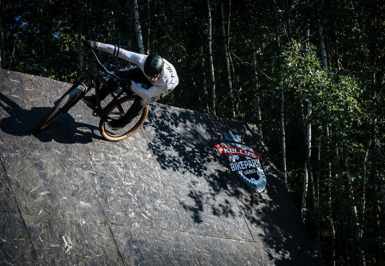 фото Дитячий двоколісний велосипед Romet DIRT 24 2024 Black/Blue