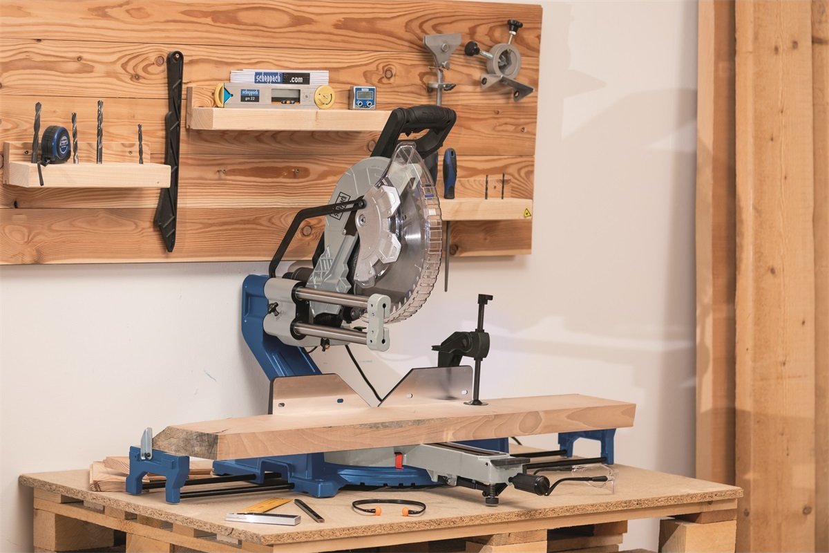 фото Дискова пилка Scheppach HM305SL