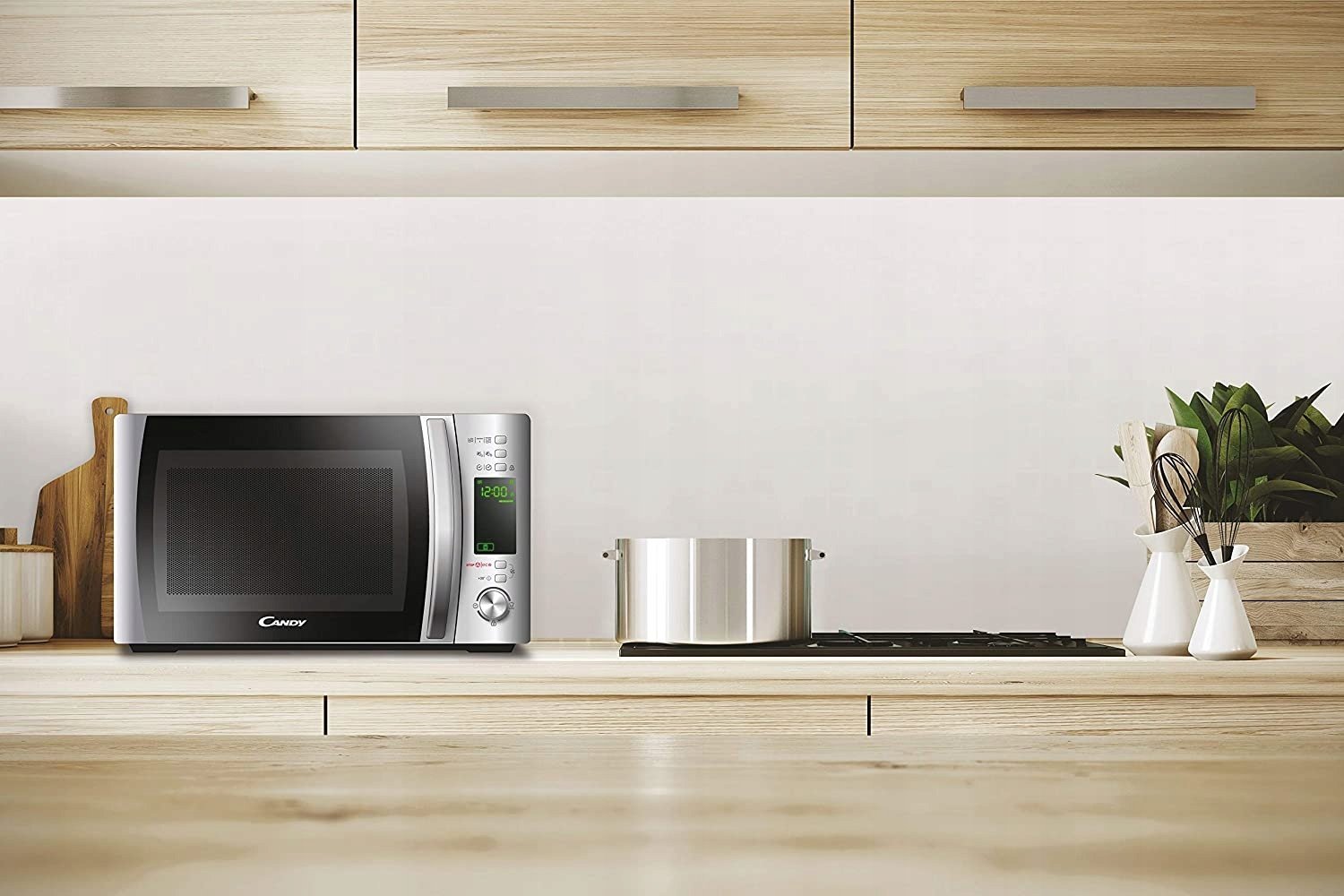 фото Мікрохвильовка з грилем Candy CMXG22DS