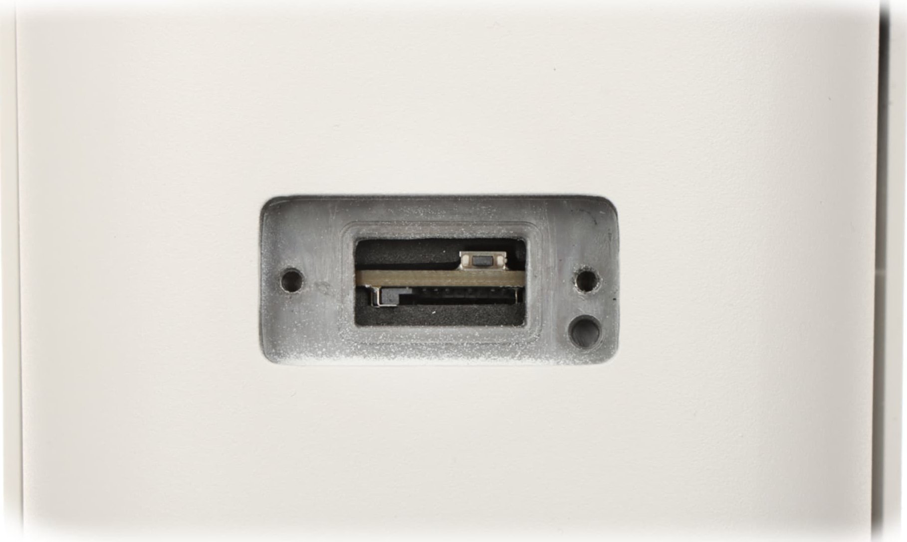 фото IP-камера Apti APTI-AI801CA4-27135Z