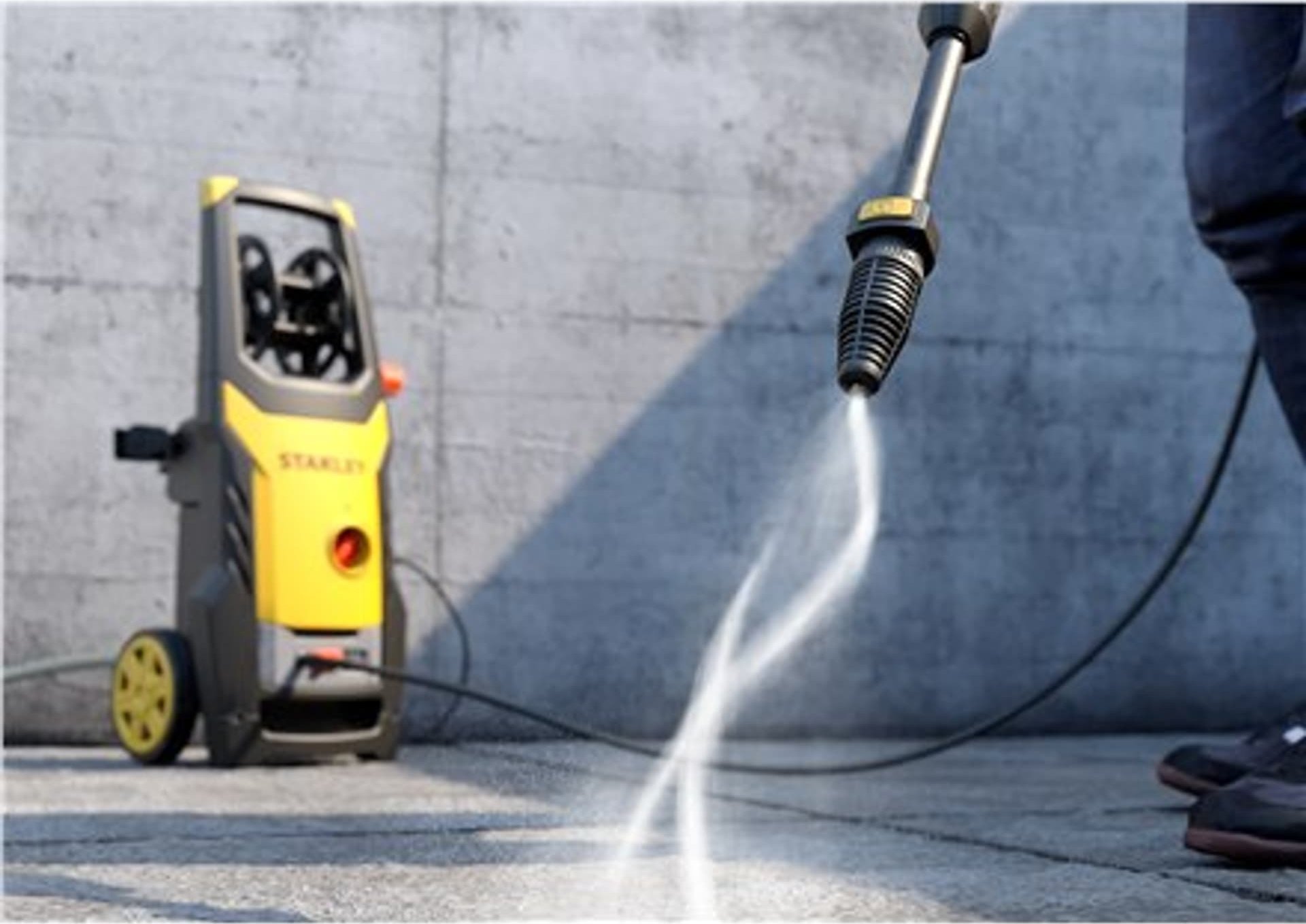 фото Мінімийки високого тиску Stanley SXPW19BX-E