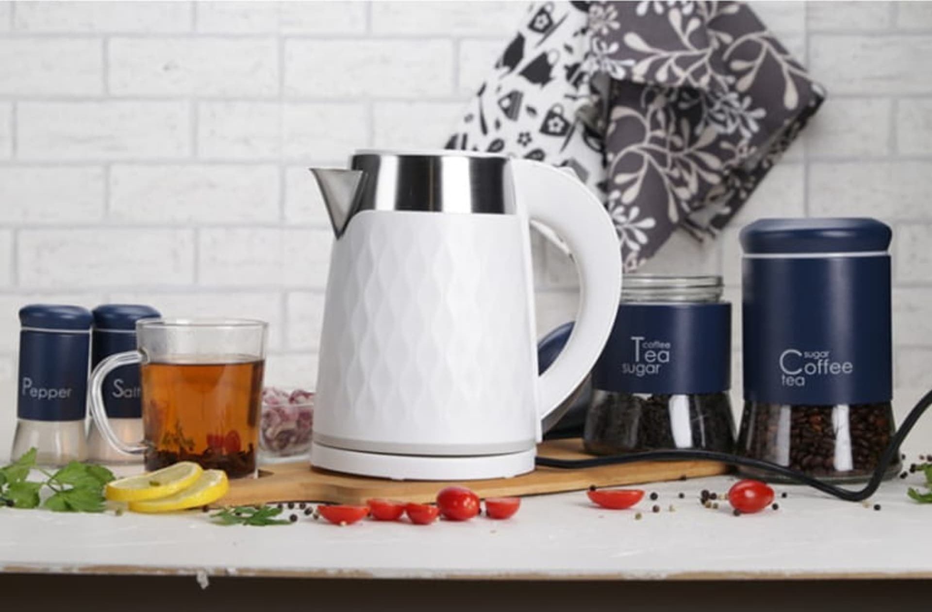 фото Електрочайник Galicja Louis White