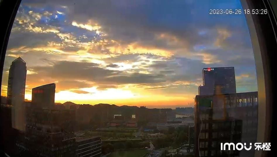 фото IP-камера відеоспостереження Imou Cell 3C AIO 3MP (IPC-K9DCP-3T0WE-V2)