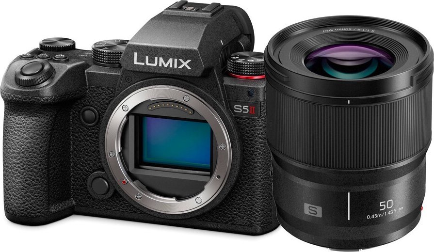 фото Бездзеркальний фотоапарат Panasonic Lumix S5 II + S 50 mm f/1.8 (DC-S5M2CE)