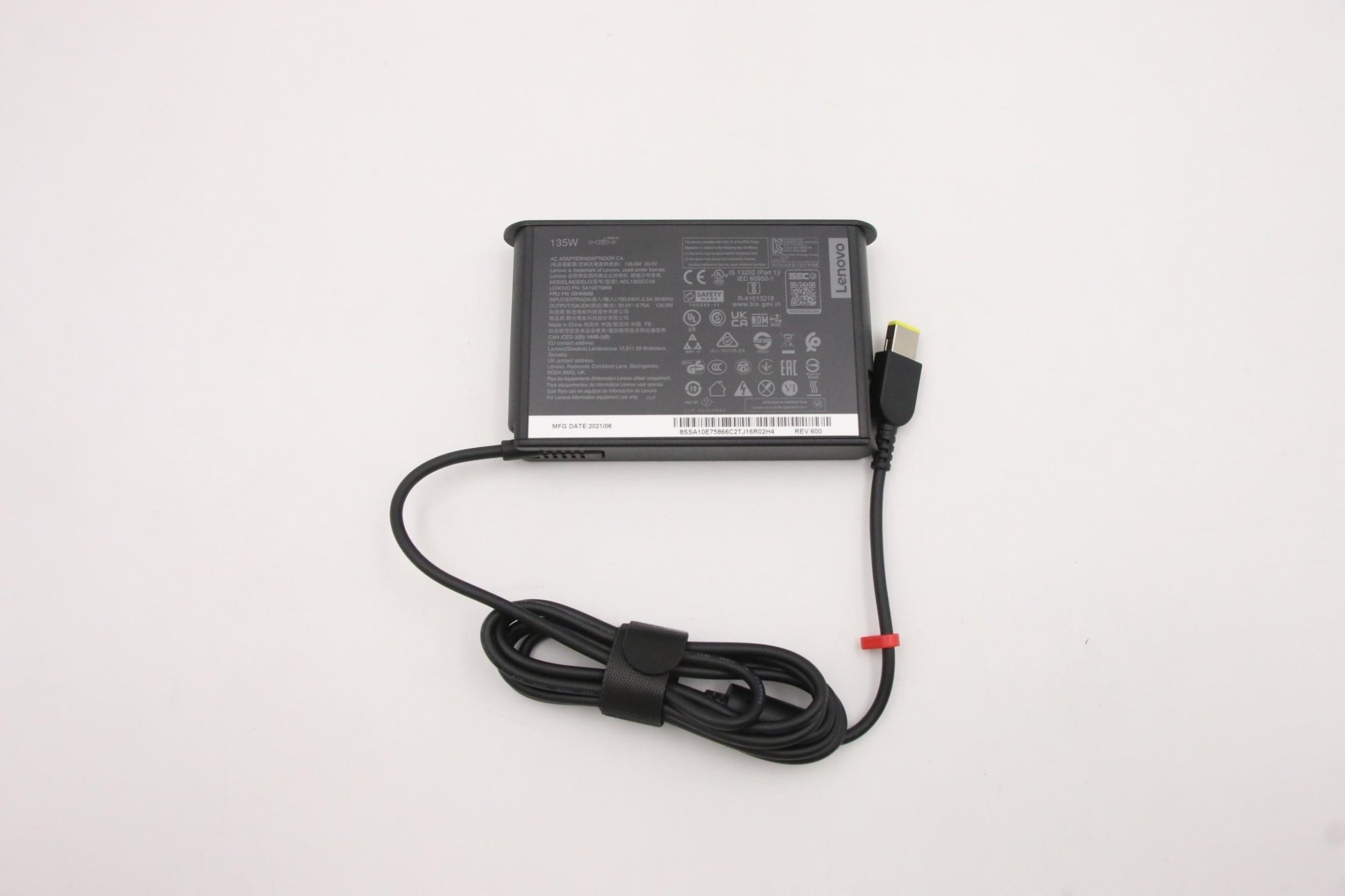 Zasilacz do laptopa Lenovo 135W Slim AC Adapter for