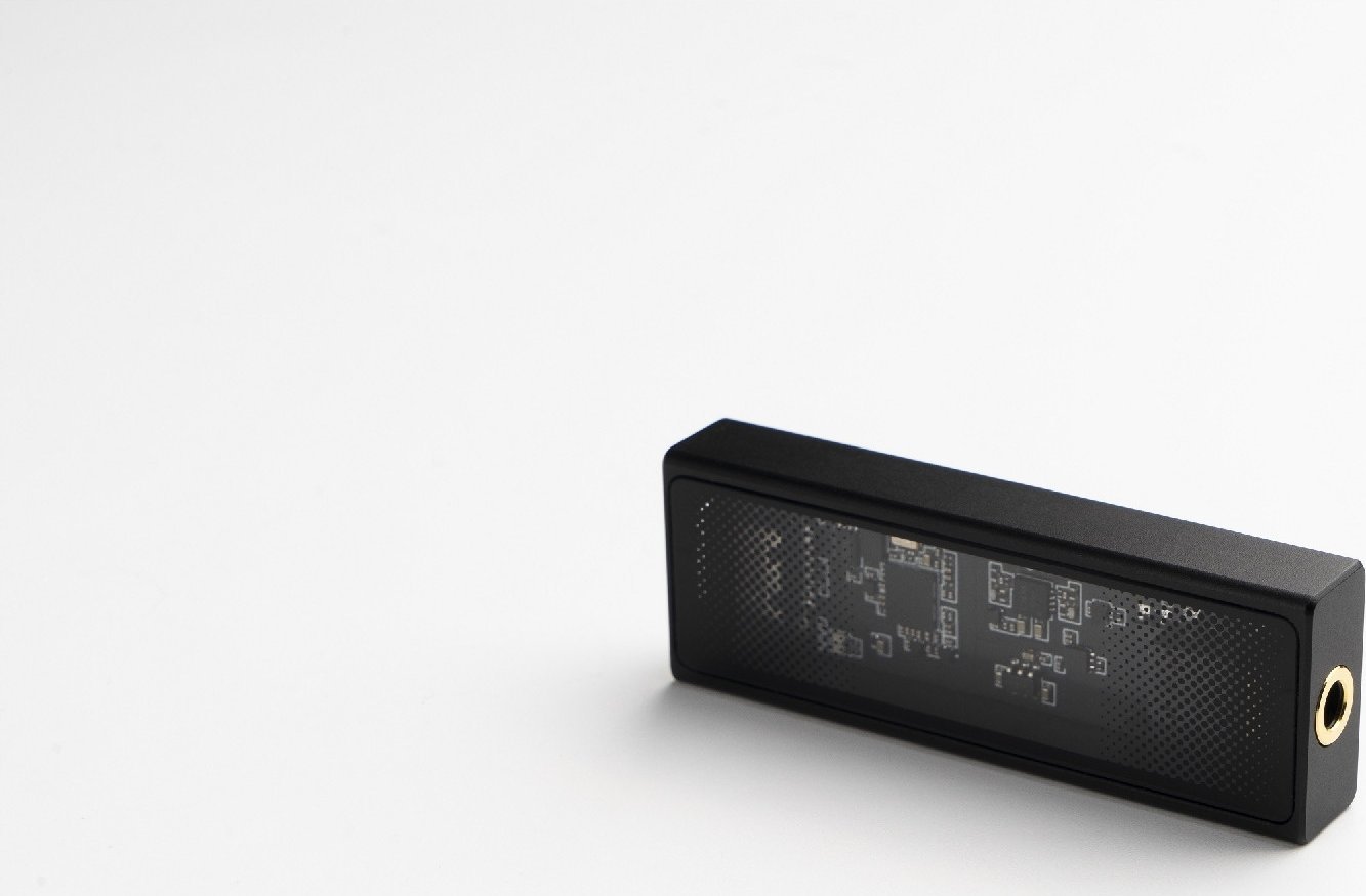 фото Портативний підсилювач для навушників Questyle M12i