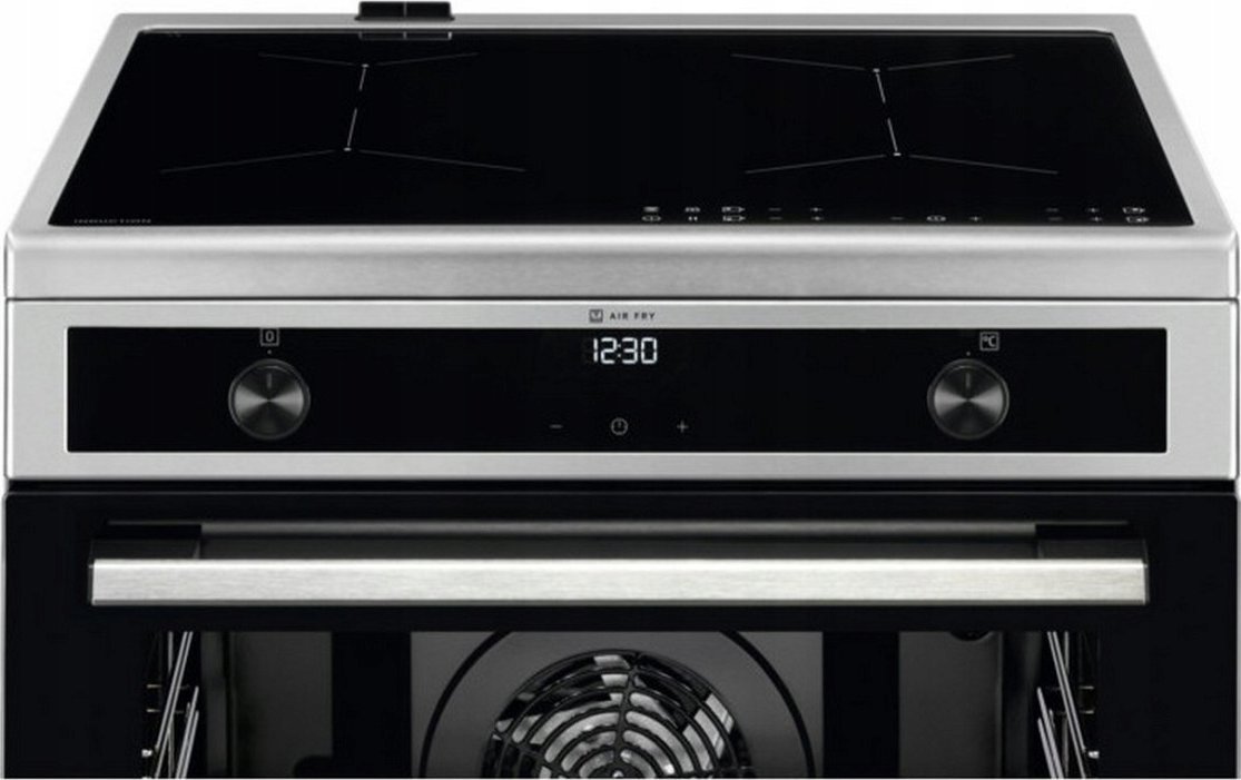 фото Електрична плита Electrolux LKI64023AX