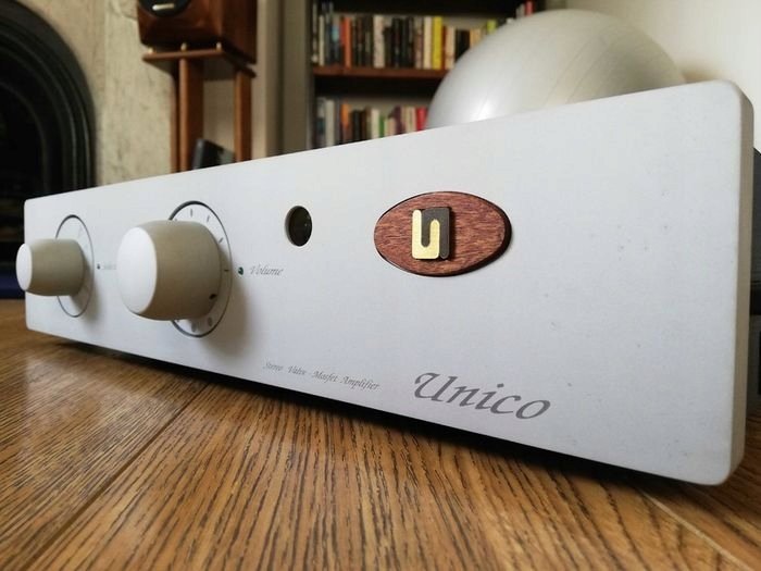 фото Інтегральний підсилювач Unison Research Unico Nuovo Black