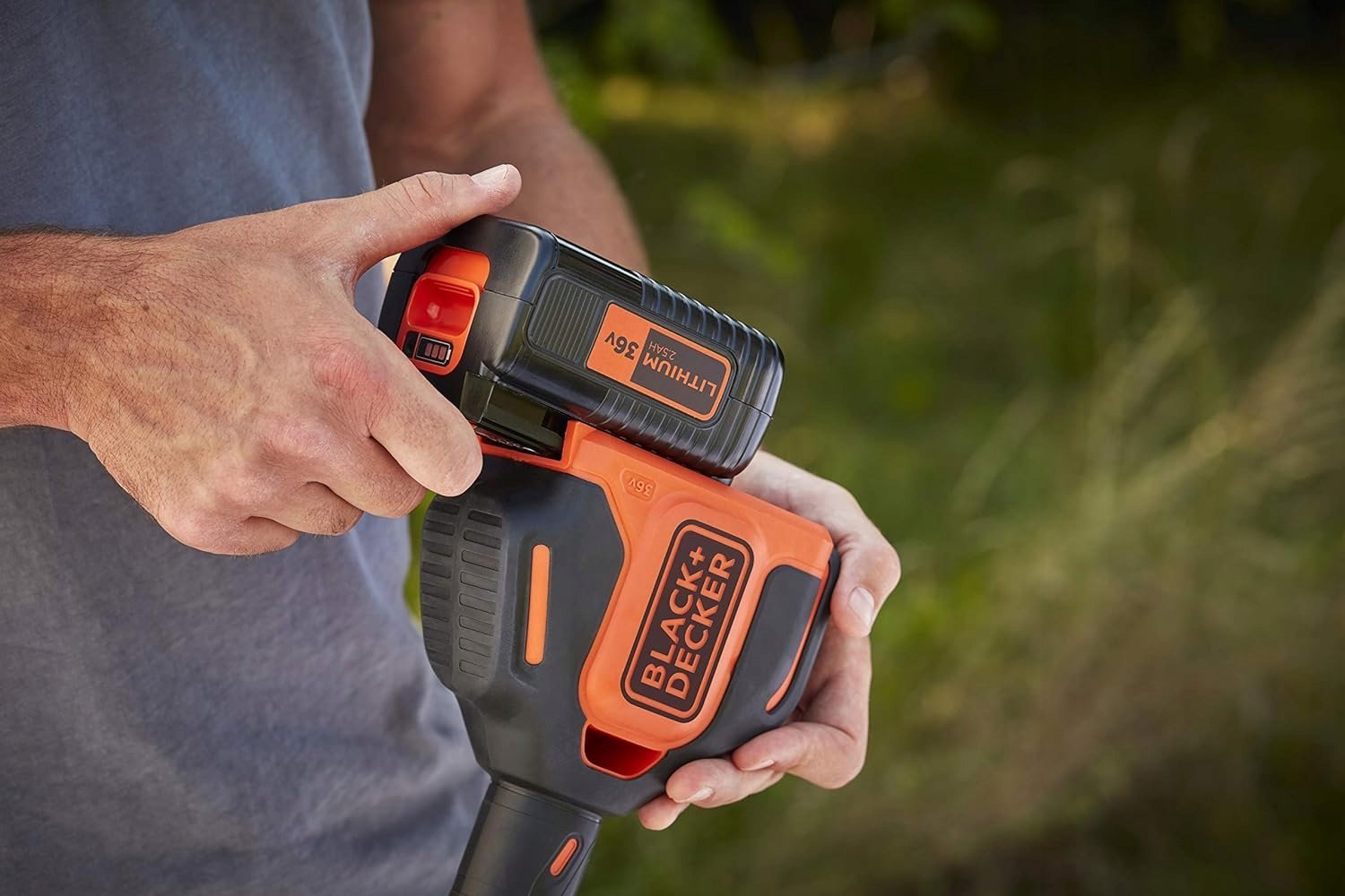 фото Тример акумуляторний Black+Decker BCSTA536L1
