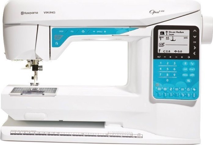 фото Швейна машинка комп