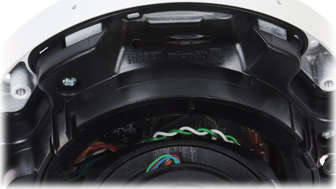 фото IP-камера відеоспостереження Hikvision DS-2CD1763G2-LIZU (2.8-12 мм)