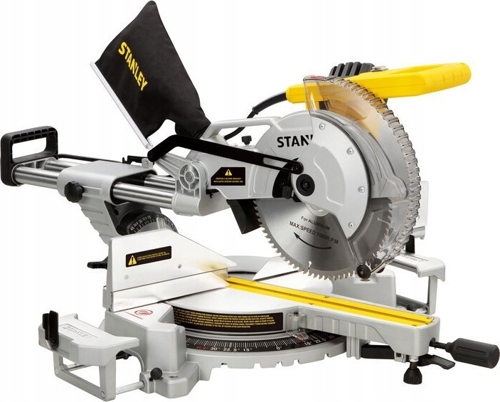 фото Монтажна пилка Stanley SM1800